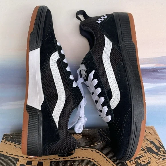 Vans Men’s ZahbaBlack/WhiteVN0007QQBA2Sneakers